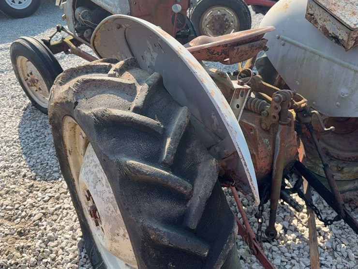 ford-8n-image-6