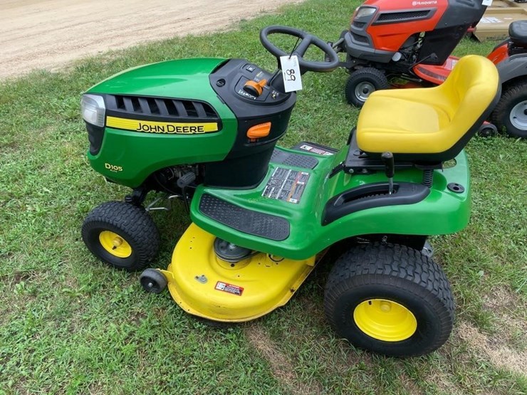 john-deere-d105-image-5