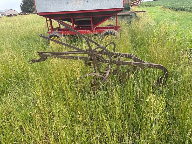 2-bottom-14”-plow-image-8