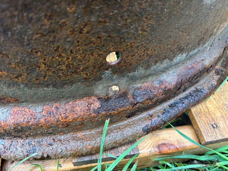 (2)-mccormick-deering-cutoff-wheels-image-12