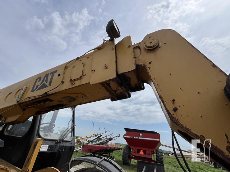 2002-caterpillar-th83-image-34
