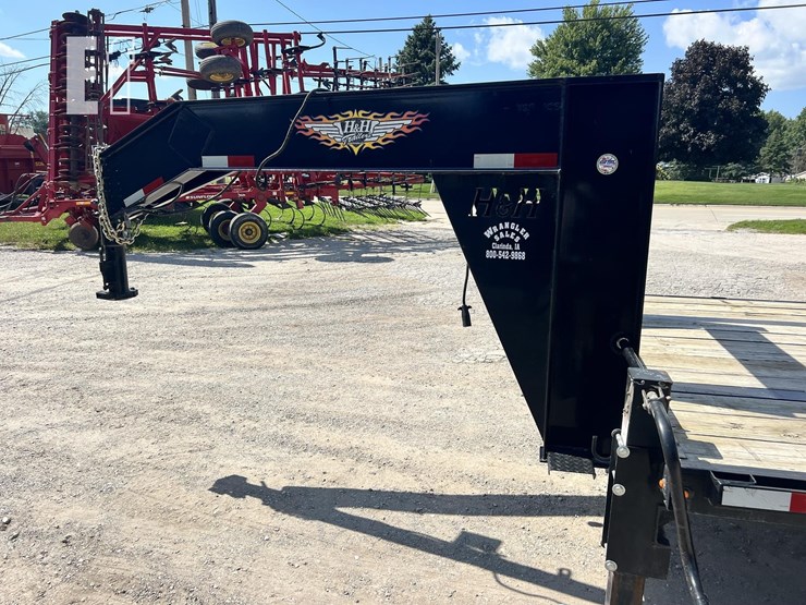 2019-h&h-trailers-20+5-gooseneck-image-18
