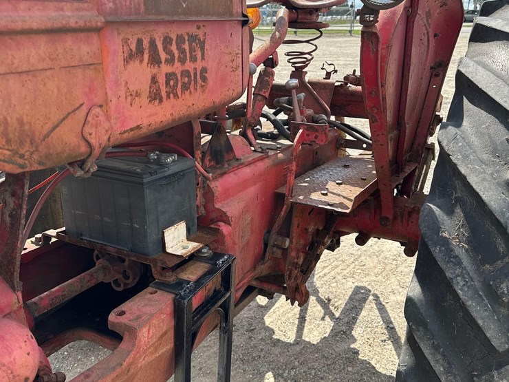 massey-ferguson-44-image-5