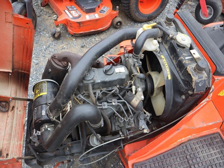 kubota-lawn-tractor-image-22