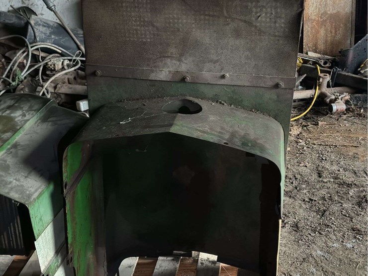 john-deere-620-image-10