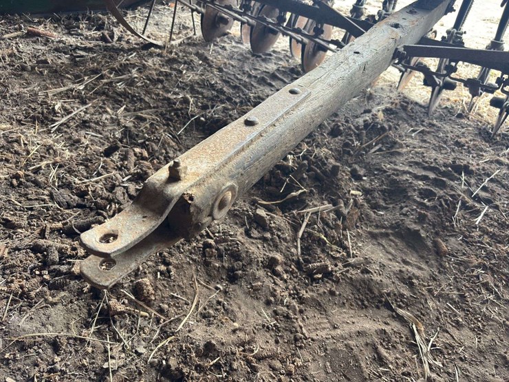 moline-8’-grain-drill-image-8
