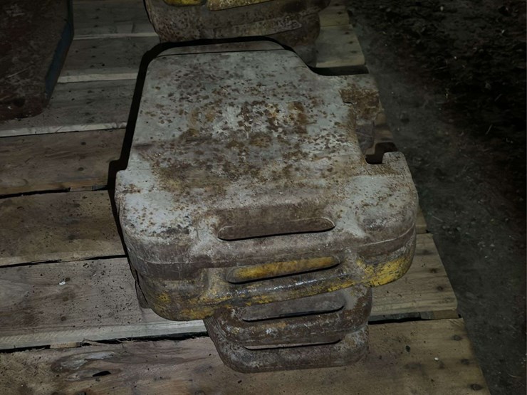 (4)-minneapolis-moline-suitcase-weights-image-5