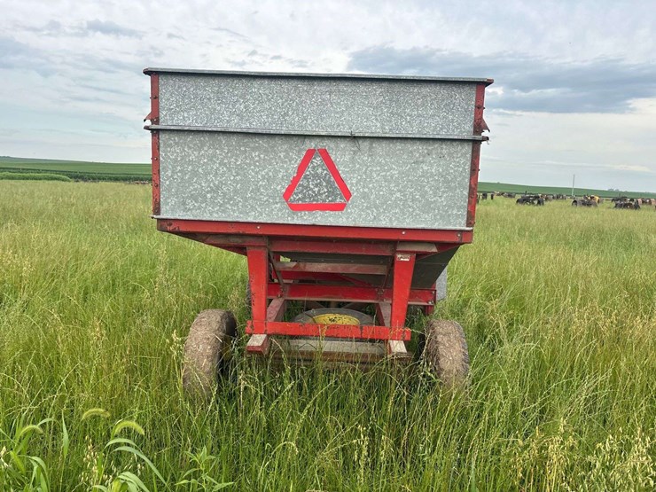 heider-gravity-box-and-john-deere-running-gear-image-6