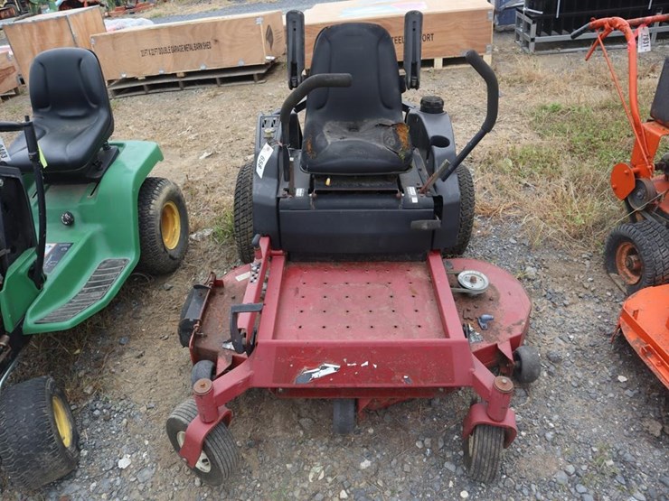toro-zero-turn-mower-image-3