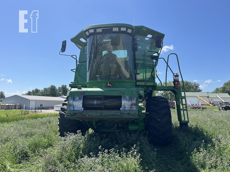 2005-john-deere-9560-sts-image-3