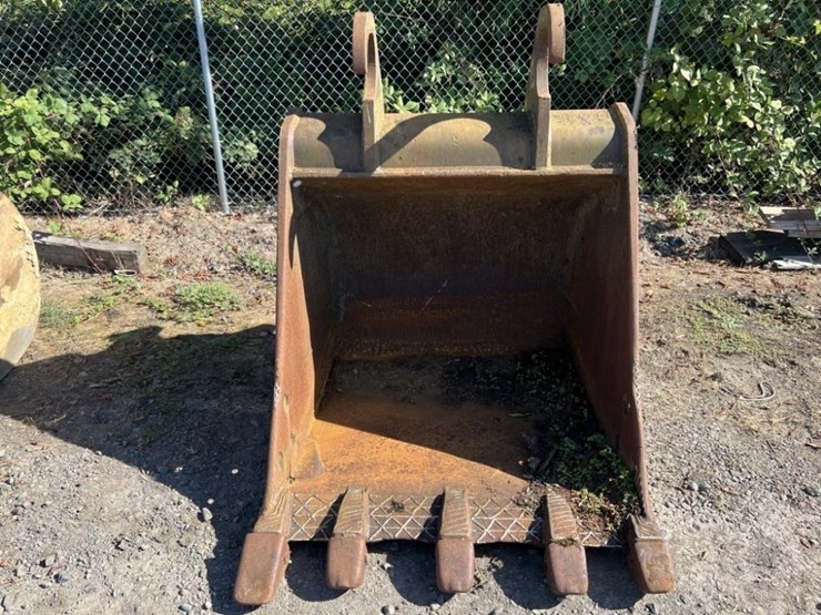 caterpillar-330b-image-2
