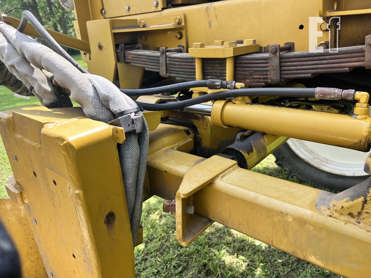 ag-chem-rogator-854-image-48