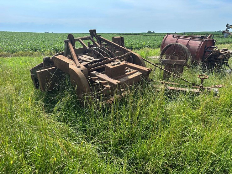 john-deere-side-chute-baler-image-2