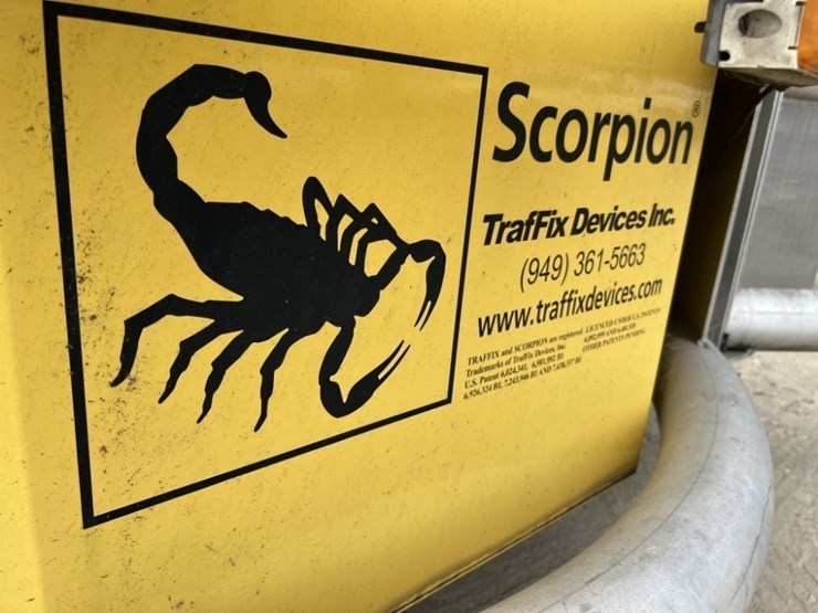 2010-scorpion-tl3-tma-s/a-towable-attenuator-image-16