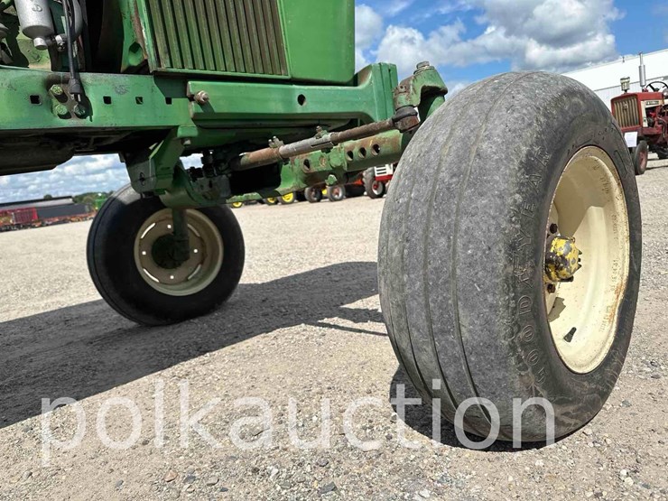 john-deere-4000-image-13