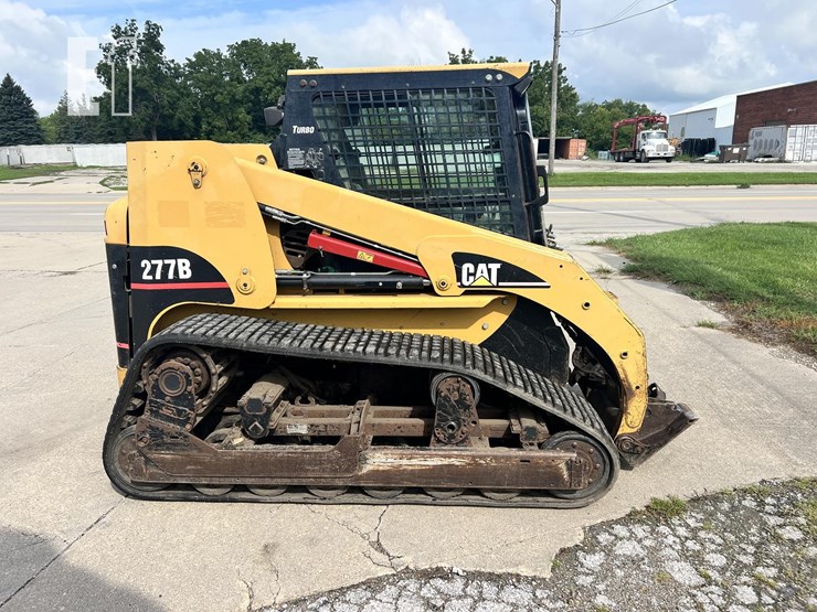 2004-caterpillar-277b-image-1