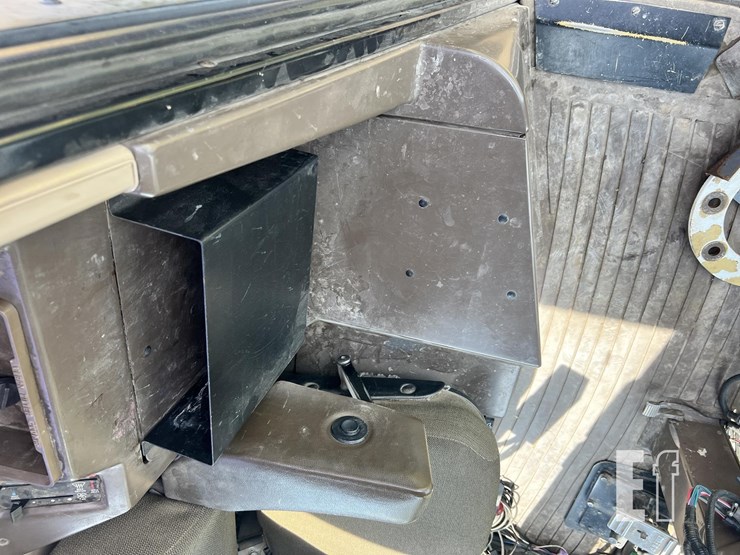 ag-chem-rogator-854-image-65