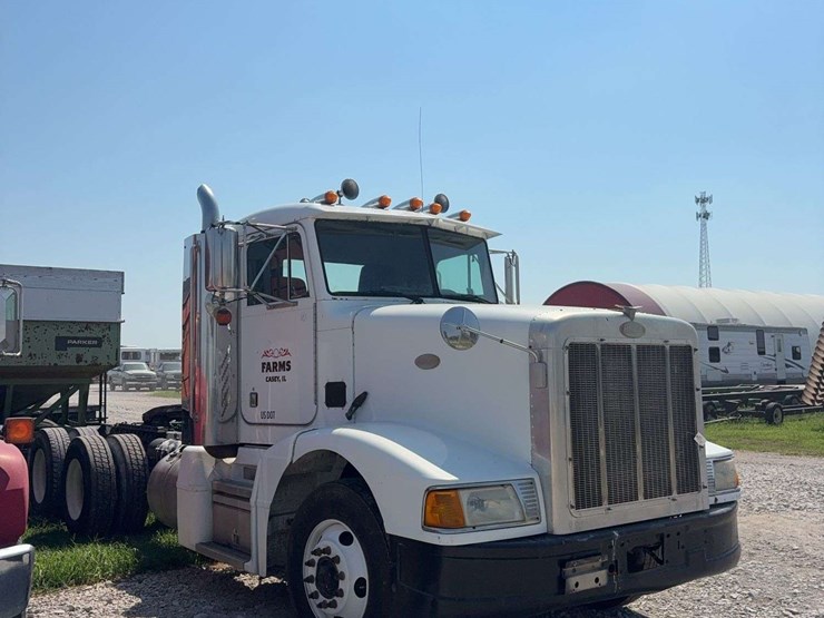 1994-peterbilt-377-image-2