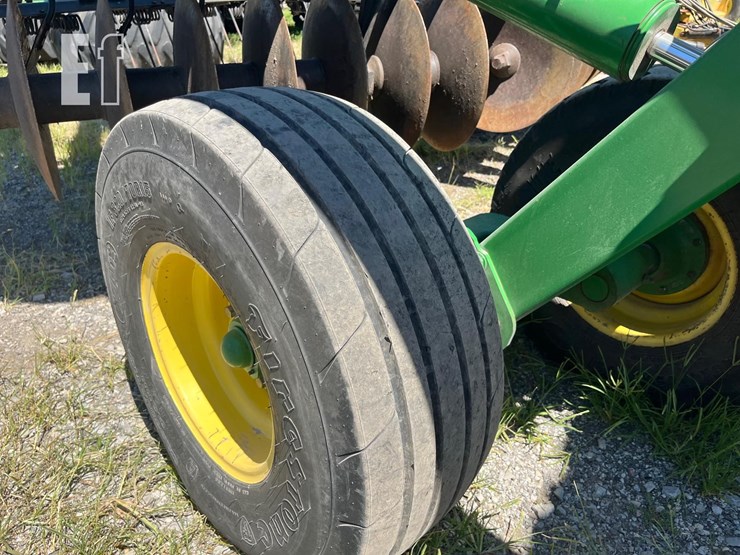 2008-john-deere-637-image-19