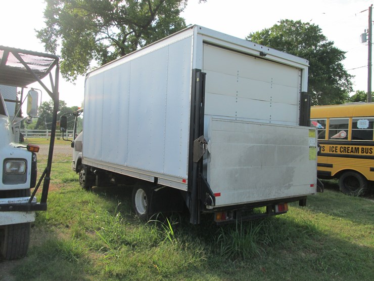 2011-isuzu-fsd-image-5