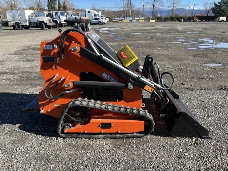2025-mmms-ms36c-mini-compact-track-loader-image-3