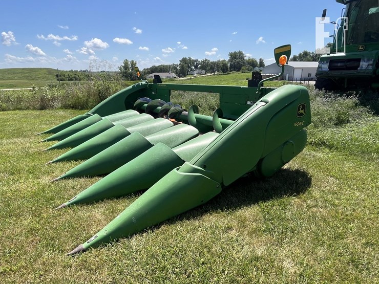 john-deere-606c-image-1