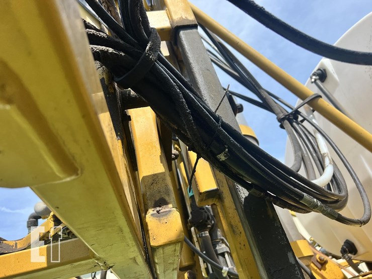 ag-chem-rogator-854-image-28