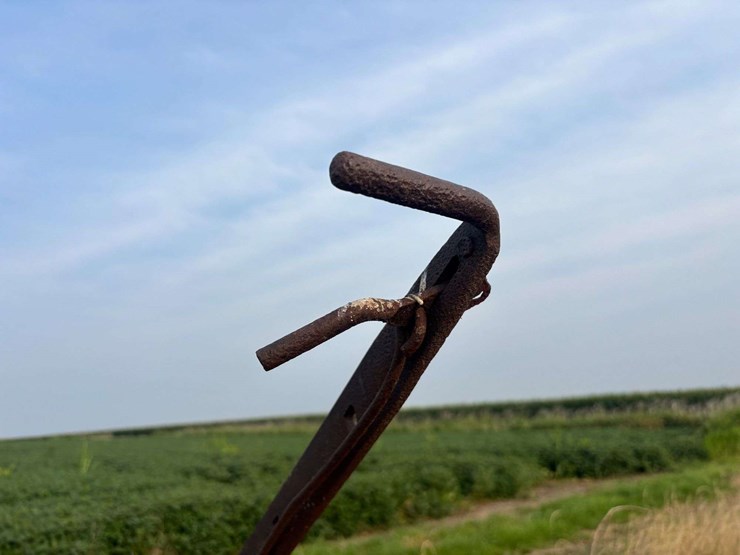 1-bottom-14”-plow-image-19