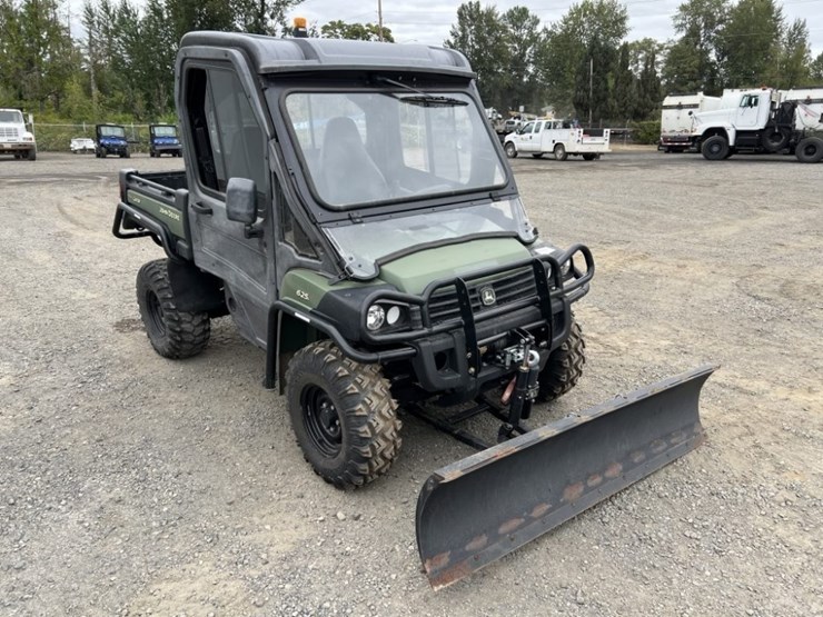 2015-john-deere-gator-image-2
