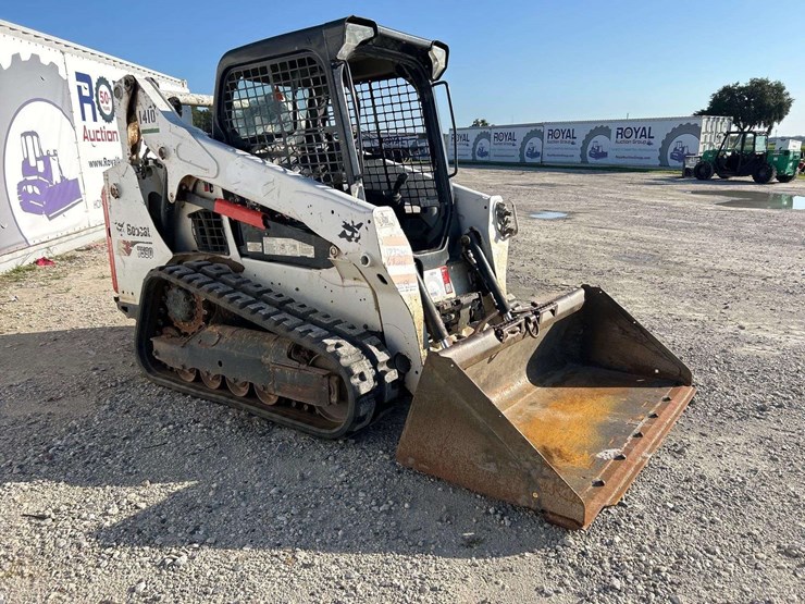 2019-bobcat-t590-image-2