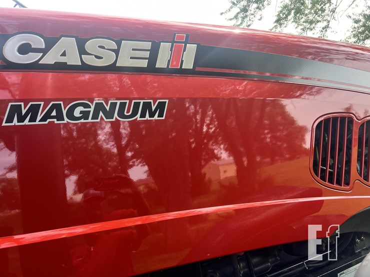2010-case-ih-magnum-215-image-7