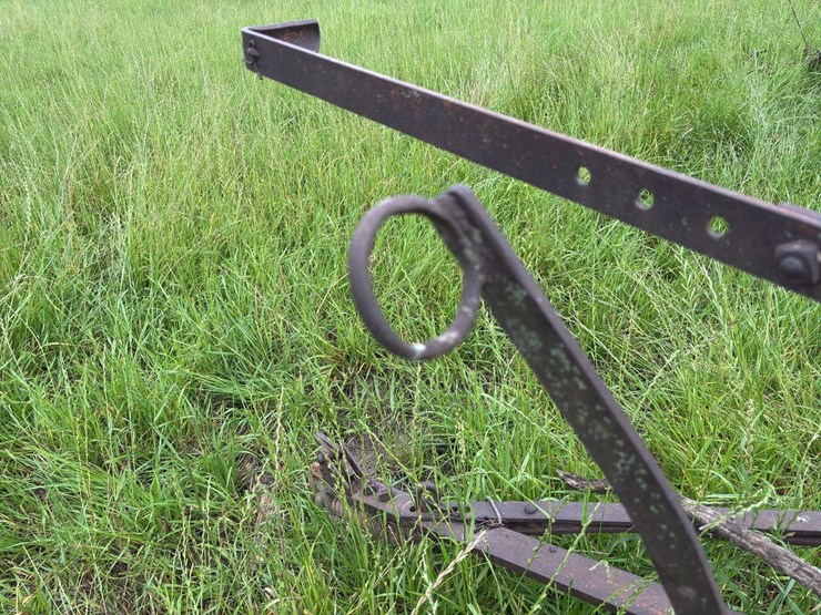 2-bottom-14”-pull-type-plow-image-14