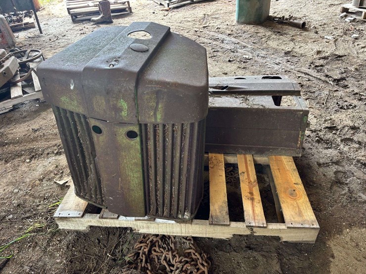john-deere-720-image-1