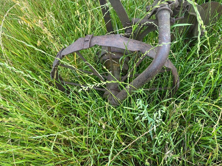2-bottom-14”-plow-image-9