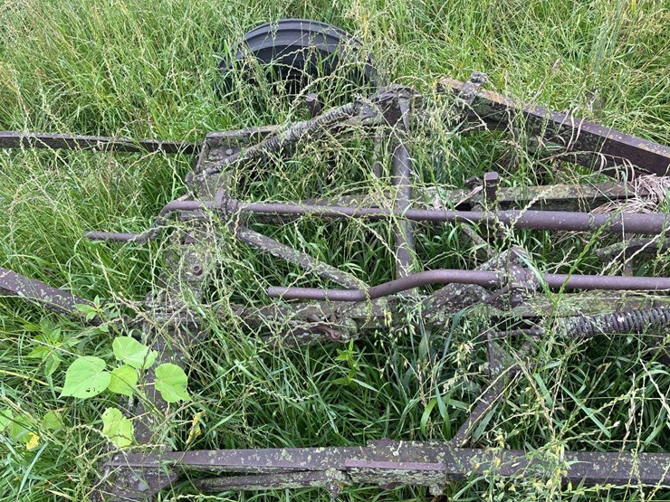 5-bottom-14”-pull-type-plow-image-20