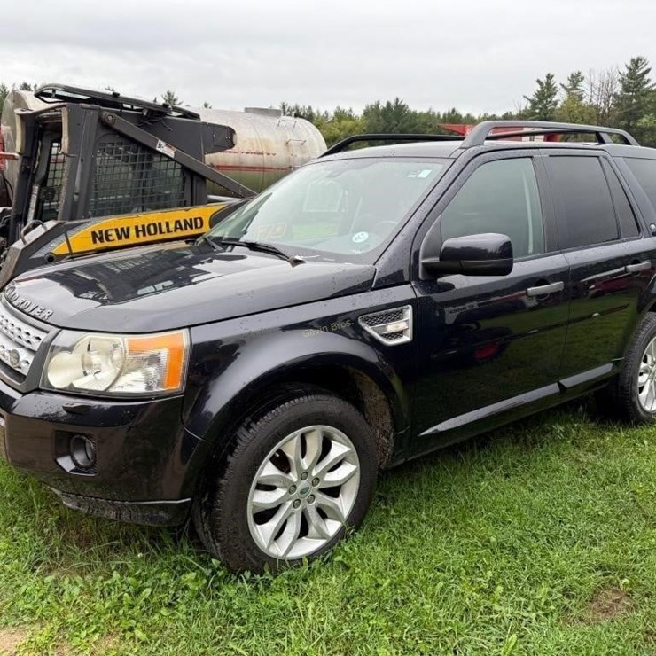 2011 LAND ROVER LR2 HSE