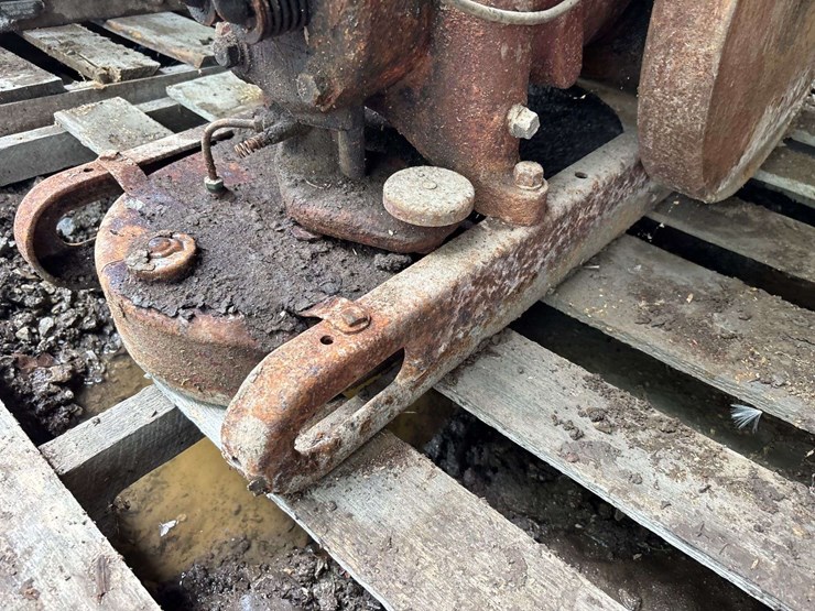 3-5-hp-international-harvester-la-engine-image-20