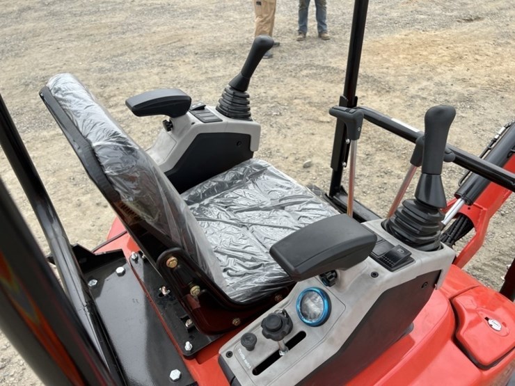 2025-tpm-16-mini-hydraulic-excavator-image-18