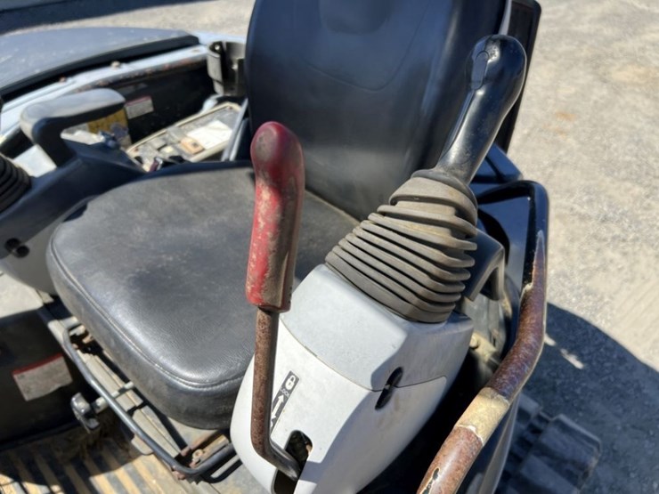 2009-hitachi-zx50u-3-image-30