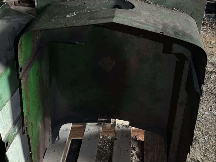 john-deere-620-image-11
