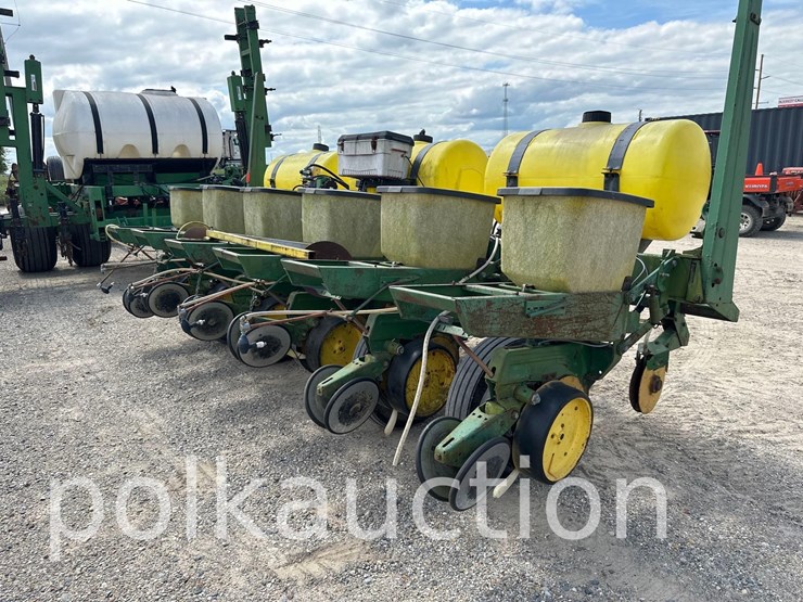 john-deere-7000-image-7