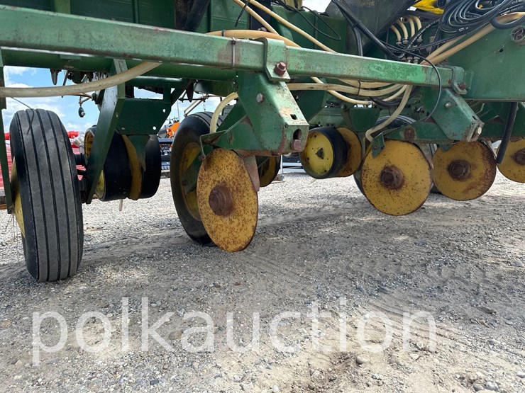 john-deere-7000-image-5