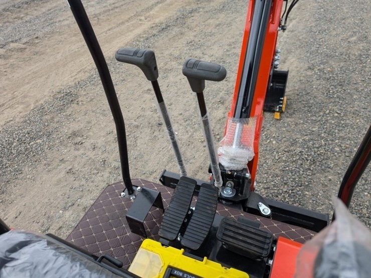 2025-cfg-nt18k-mini-hydraulic-excavator-image-17