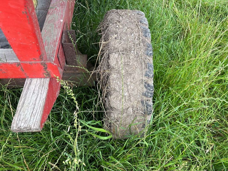 heider-gravity-box-and-john-deere-running-gear-image-44
