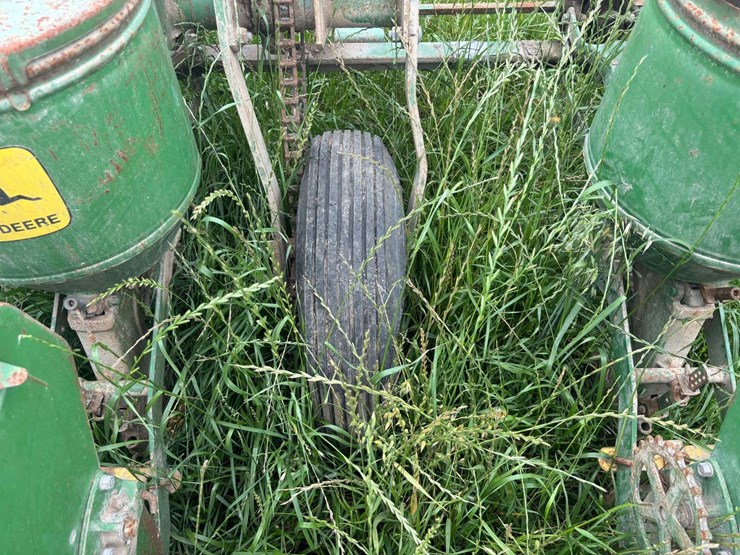 john-deere-1240-image-21