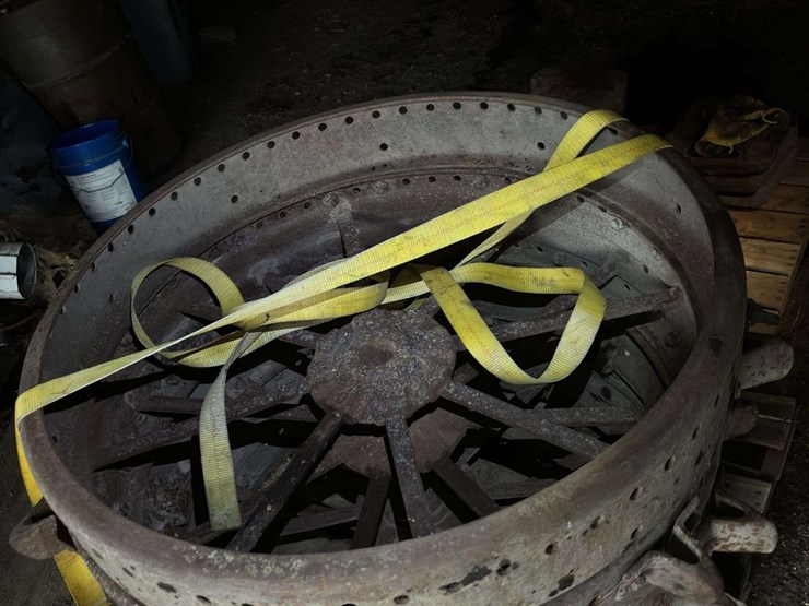 (2)-42-inch-rear-steel-wheels-with-lugs-and-extensions-image-9