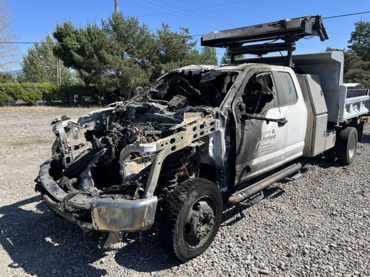 2020-ford-f550-xl-sd-image-1