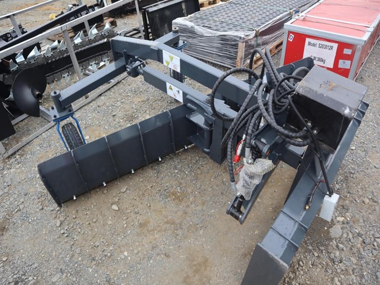 future-ftgr87-skid-steer-grader-image-3