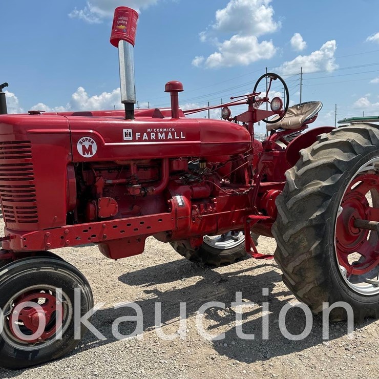 904 - FARMALL SUPER M (SN# L-504970)