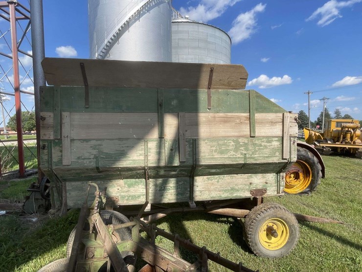 john-deere-triumph-wagon-and-running-gear-image-2